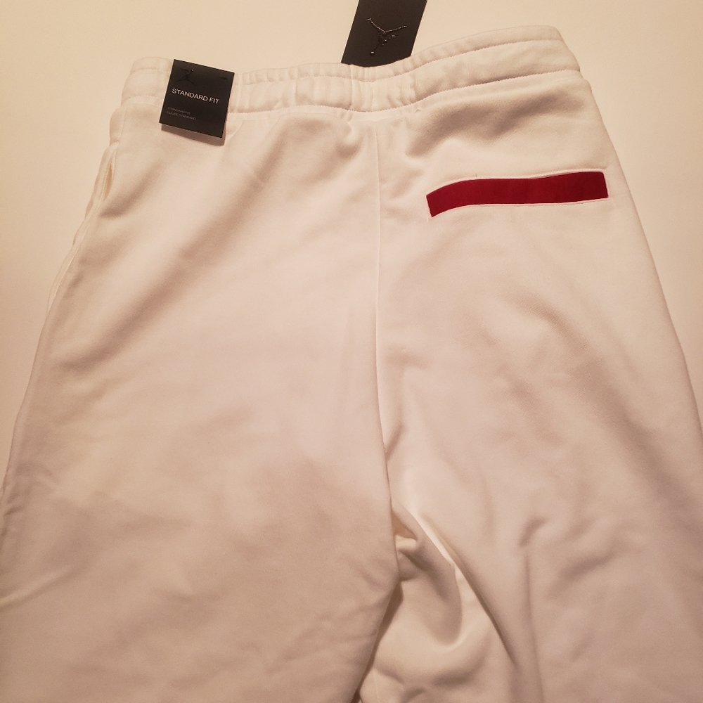 Nike Air Jordan White Jumpman Fleece Shorts - Picture 2 of 16